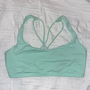 Lululemon free to be bra